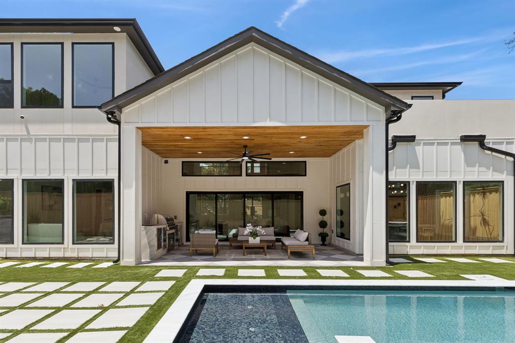 DAVILLA DRIVE ESTATES - Residential