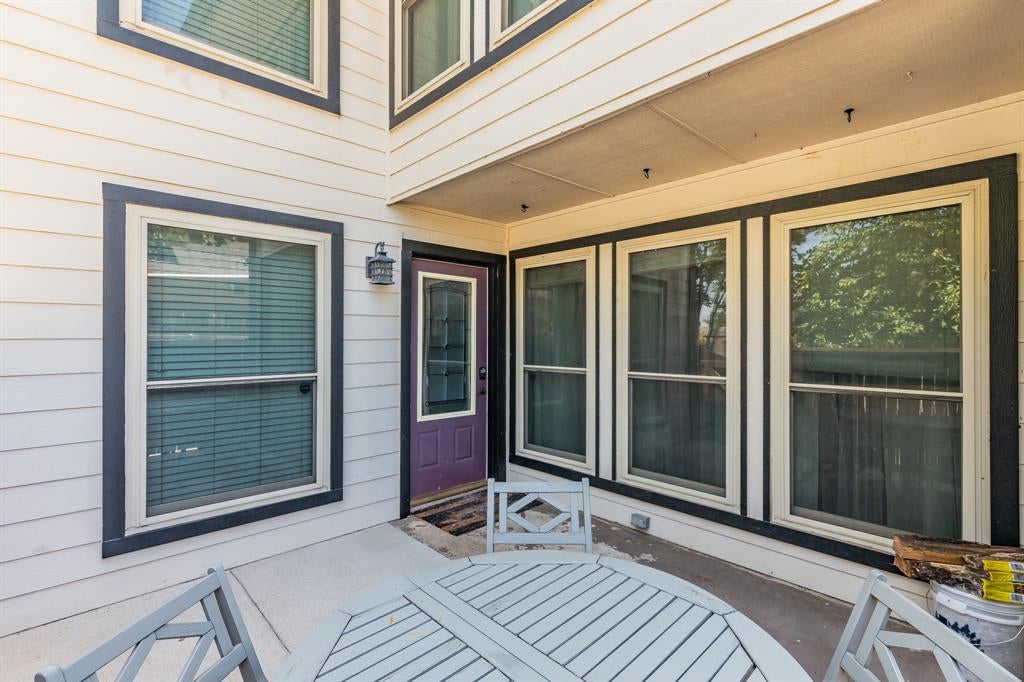 714 E Wall Street 106