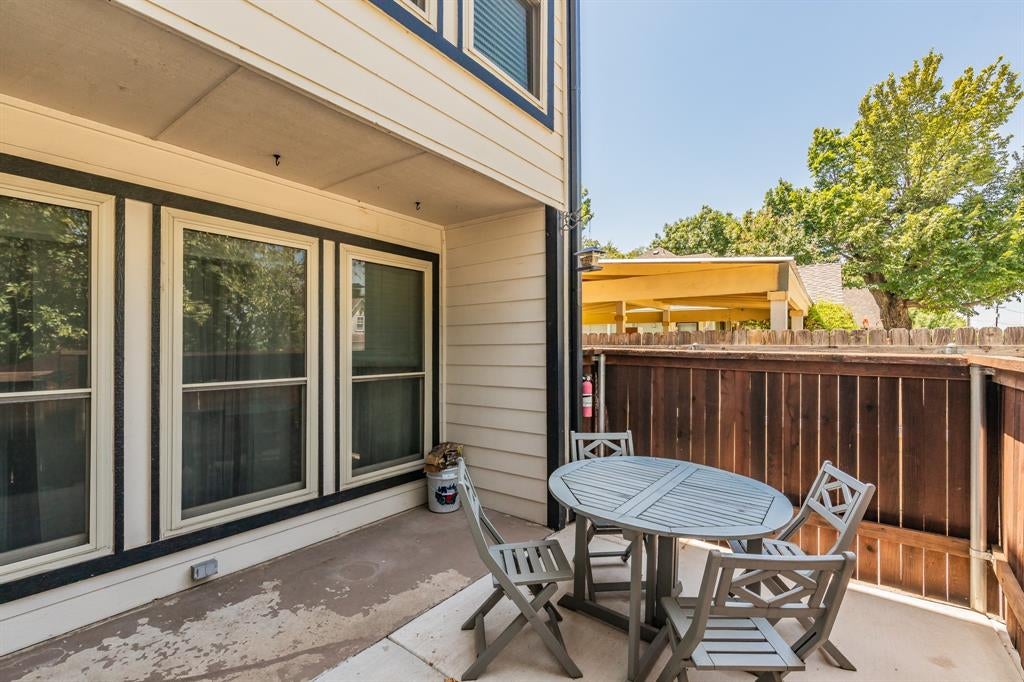 714 E Wall Street 106