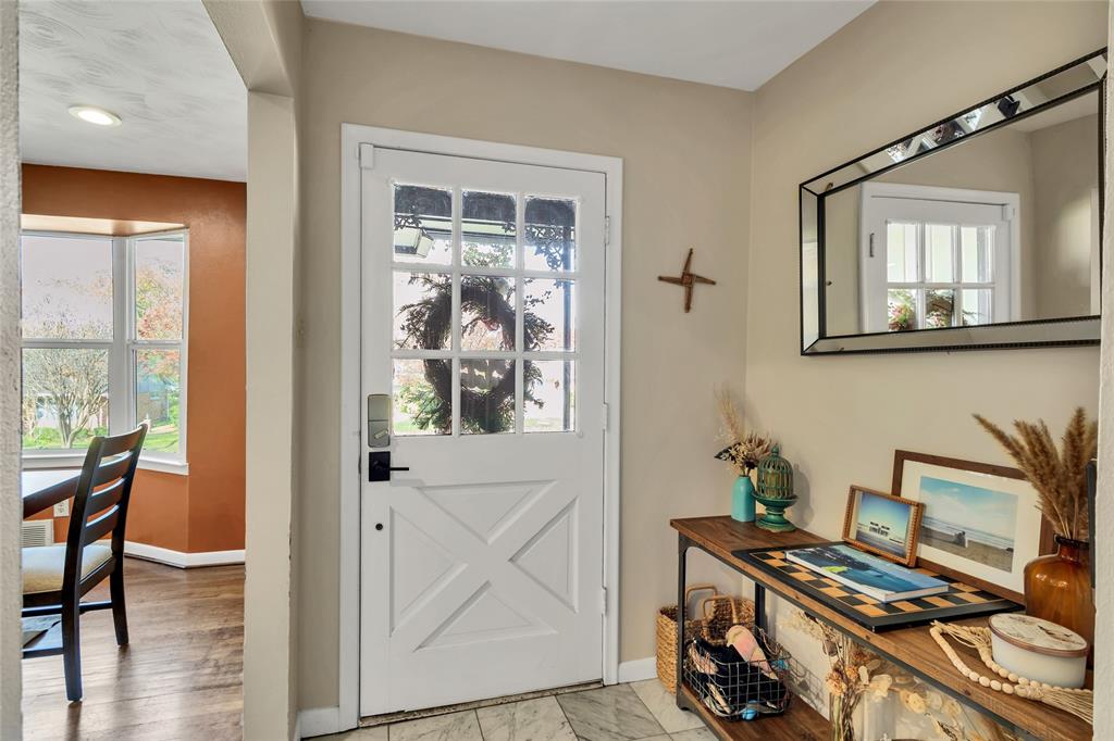 Eastwood 01 - Residential Lease