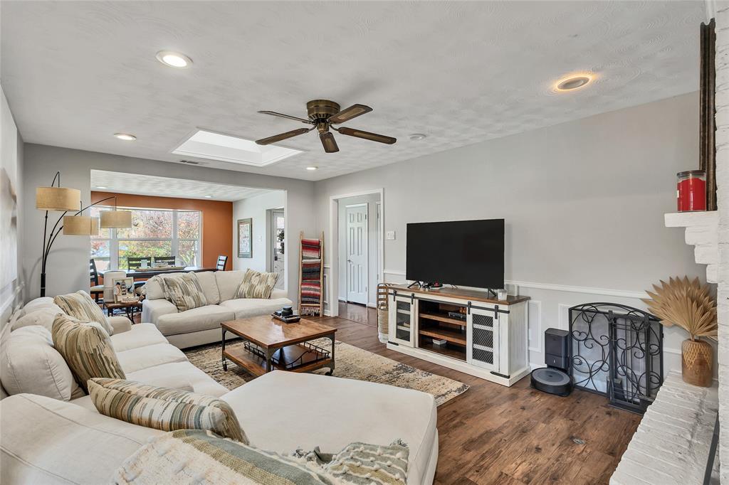 Eastwood 01 - Residential Lease