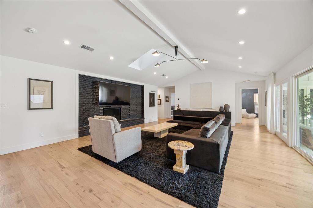 6214 Danbury Lane