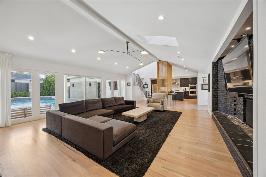 6214 Danbury Lane