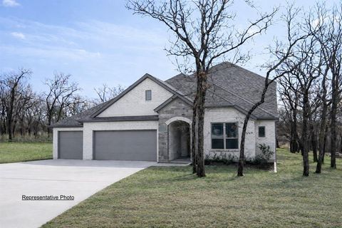 1032 Monaco Court Springtown TX 76082
