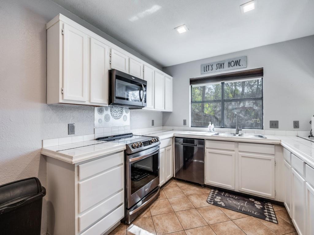 Turf Club Estates Add - Residential