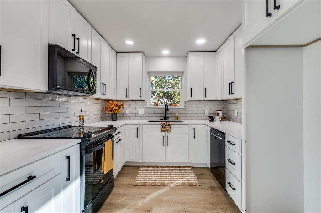 Benbrook Lakeside Add - Residential