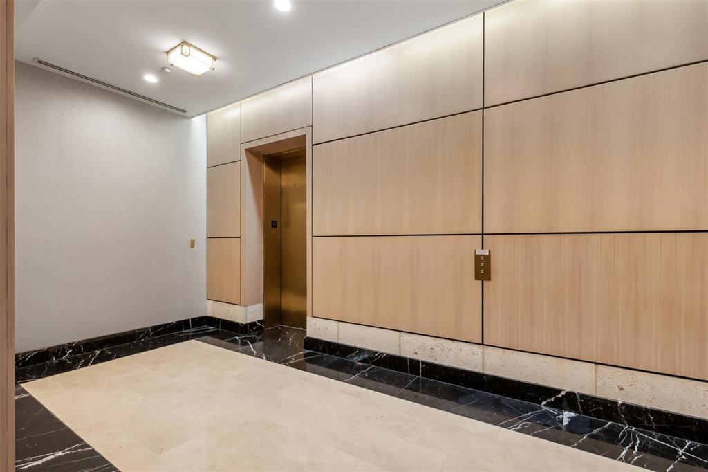 Tower Residential Condo I - Residential Lease