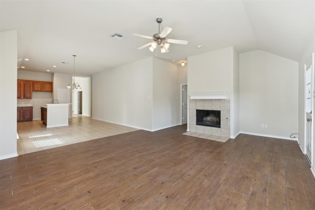 McKinney, Texas 75070, United States, 3 Bedrooms Bedrooms, ,2 BathroomsBathrooms,Residential,Active,116553