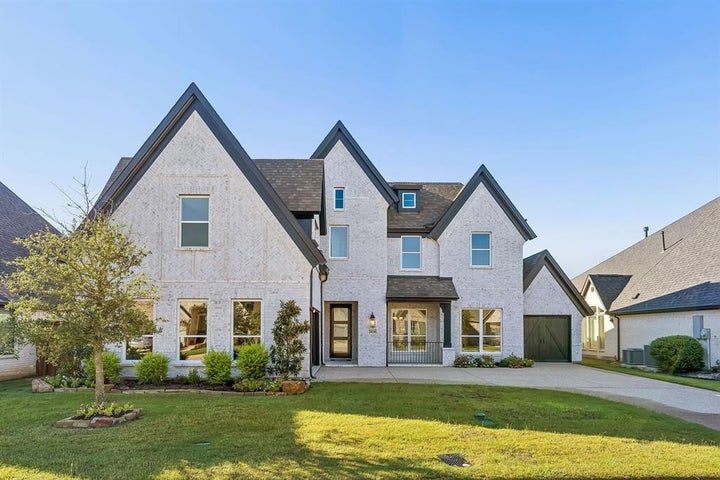 Photo 1 of 34 — 2830 Shane Drive, Midlothian, TX 76065