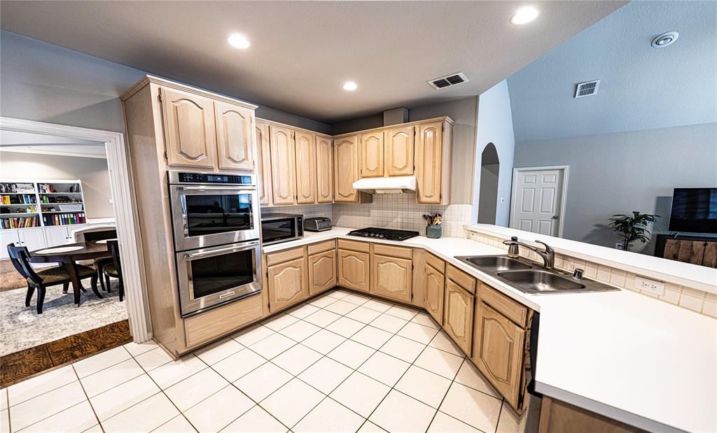 Waterford Park 02 - Residential Lease