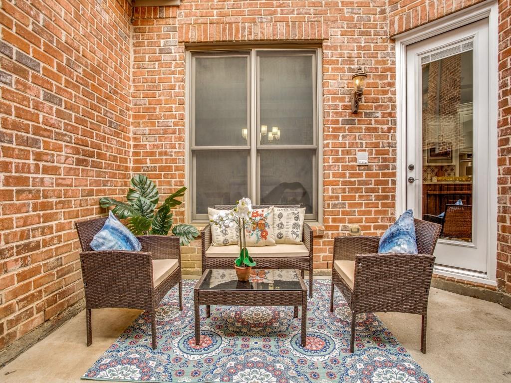 University Annex 2nd Inst - Residential Lease