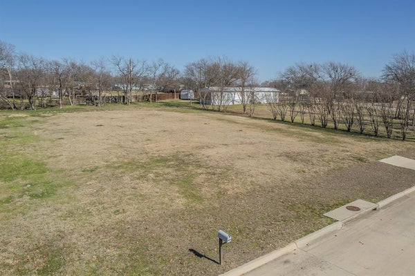 10405 SUNRISE CIR, ARGYLE, TX 76226 - Image 34d0861c94abd1a2f0e9af0200d3a5cc/3120320844