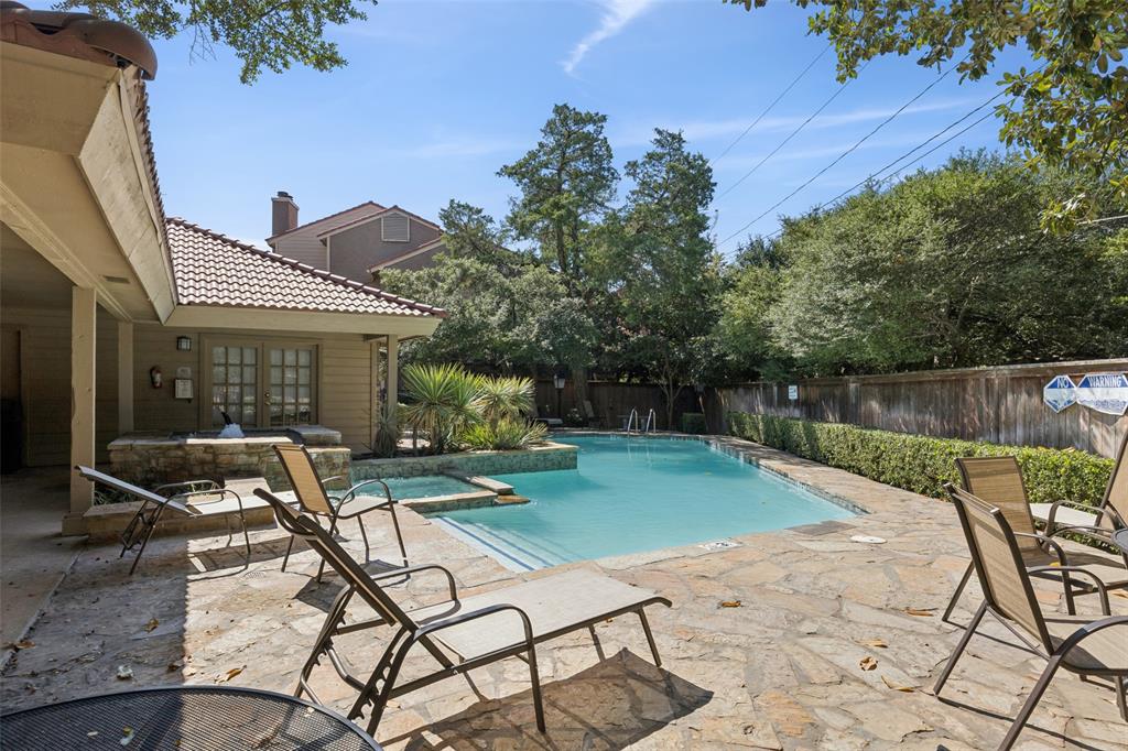 Monticello Crossroads Condo Ph 01-03 - Residential