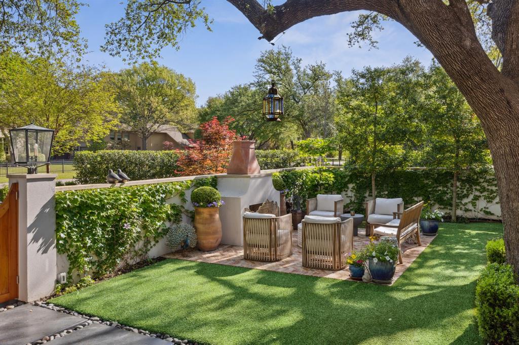 4222 Brookview Drive