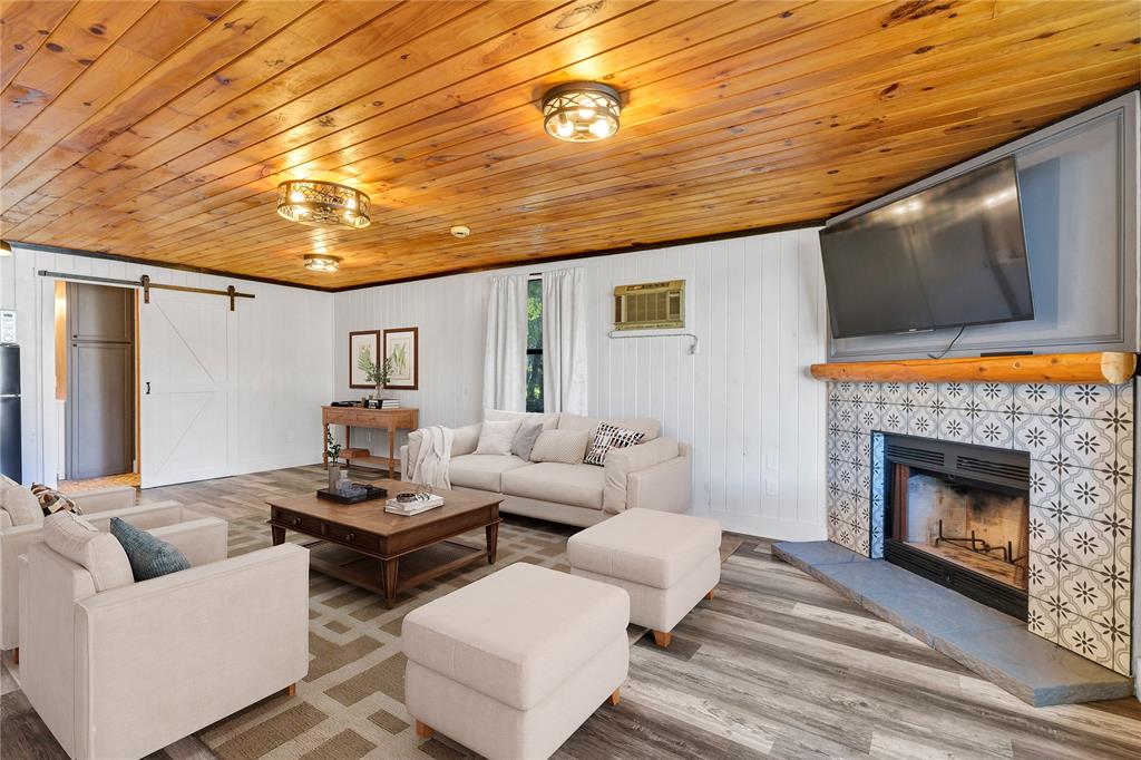 Comanche Harbor Sec B - Residential