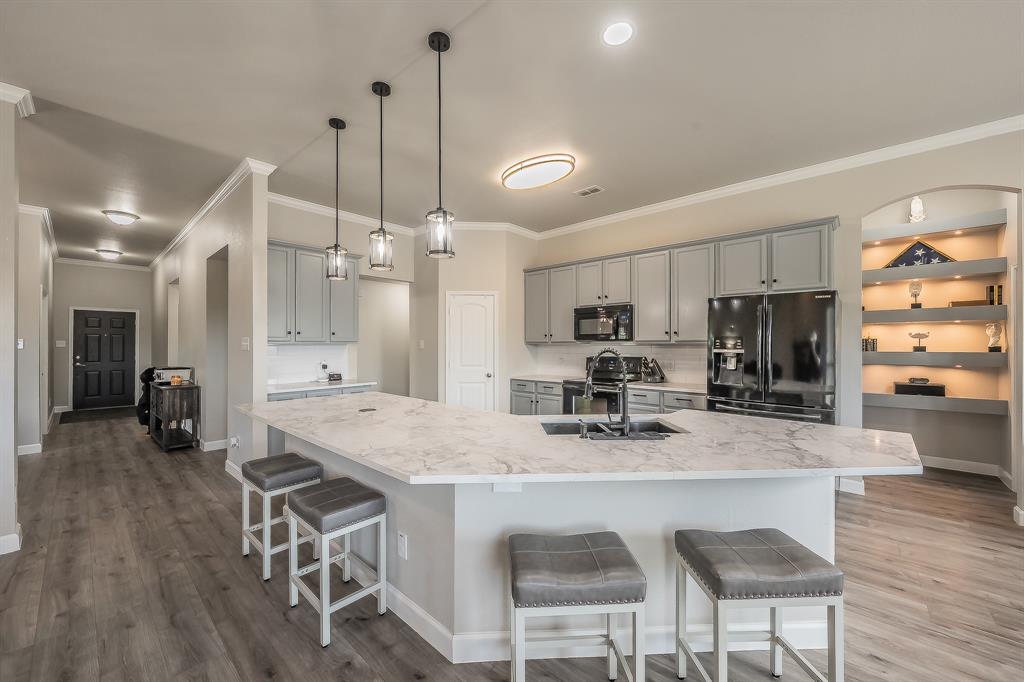 2700 Maci Court