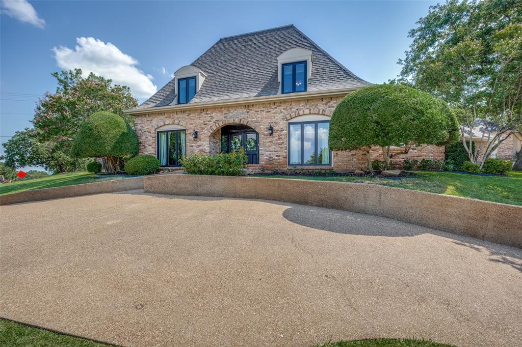 102 Forest Hill Drive