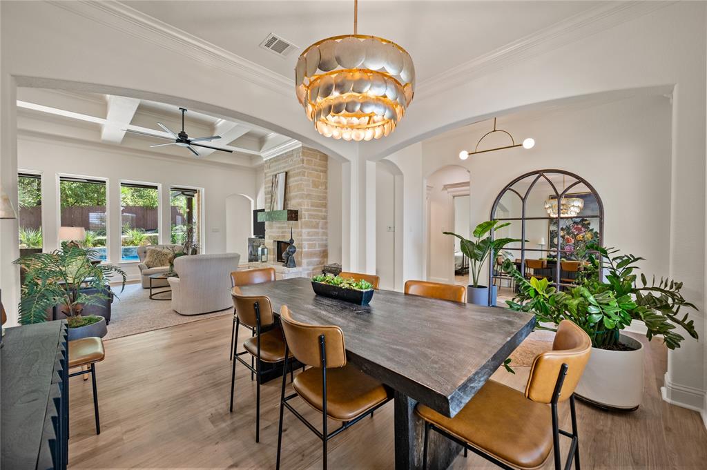 2565 Bunker Hill Drive