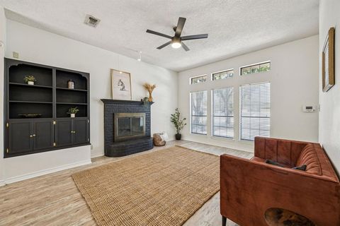 2900 Christopher Drive Denton TX 76209