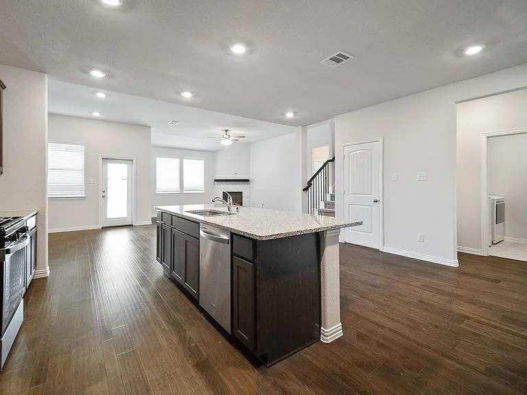 Verandah - Meadows 50 - Residential Lease