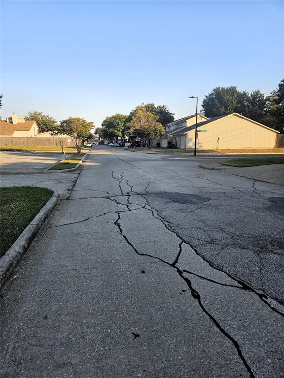 Two Worlds Broadway - Residential