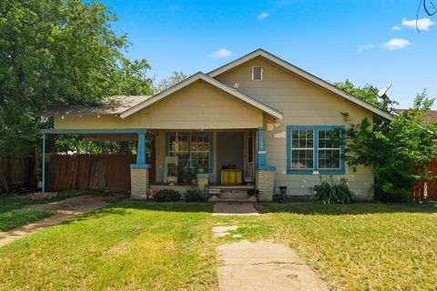 Photo of 1158 Vine Street, Abilene, TX 79602 (MLS # 21257341)