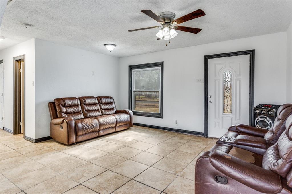 817 Stella Mae Drive