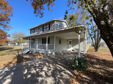 A home in Blooming Grove