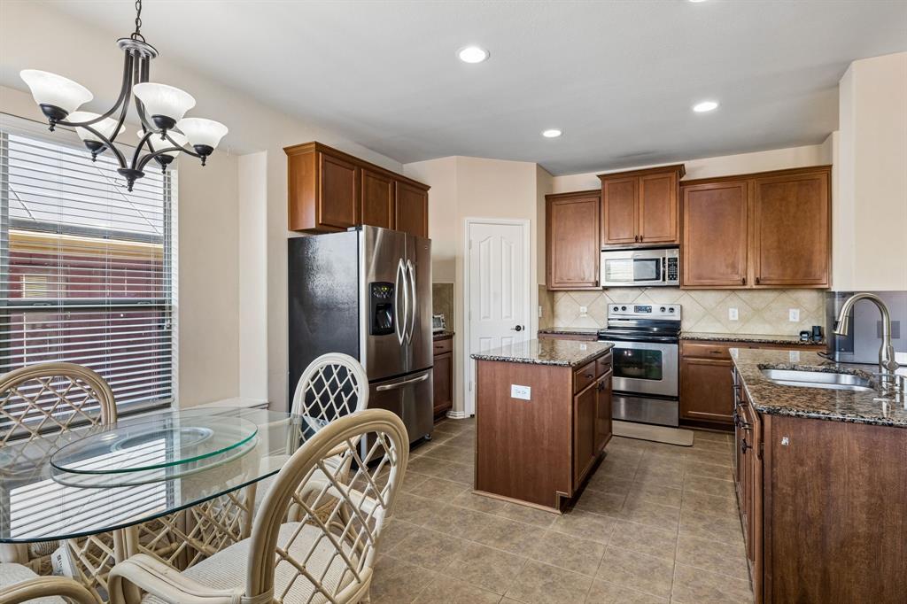 2505 Cain River Drive