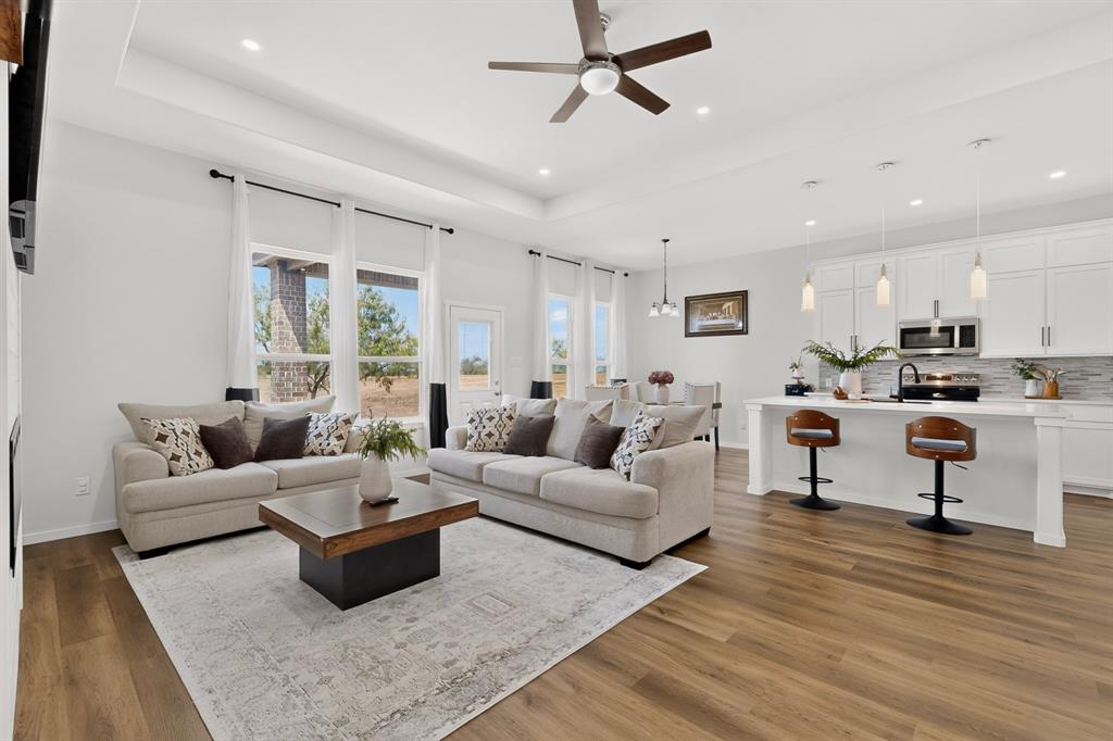925 Genesis Road