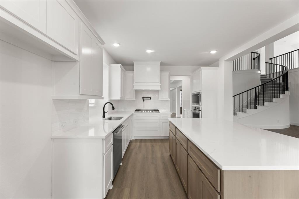 Hidden Lakes Estates - Residential