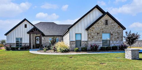 1024 Pioneer Crossing Weatherford TX 76088