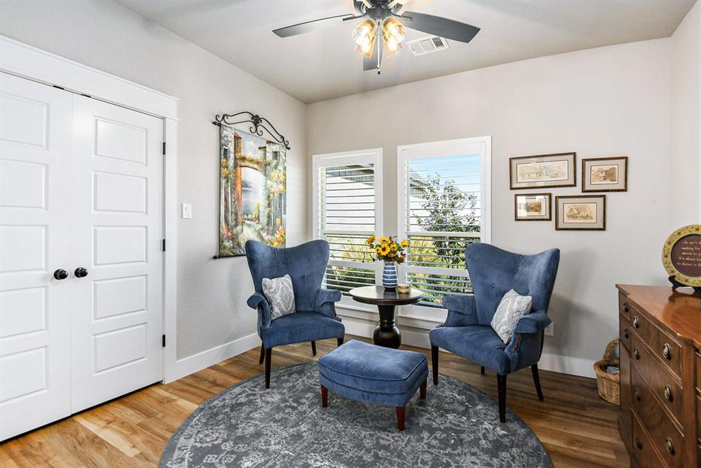 Pioneer Crossing Pc - Residential