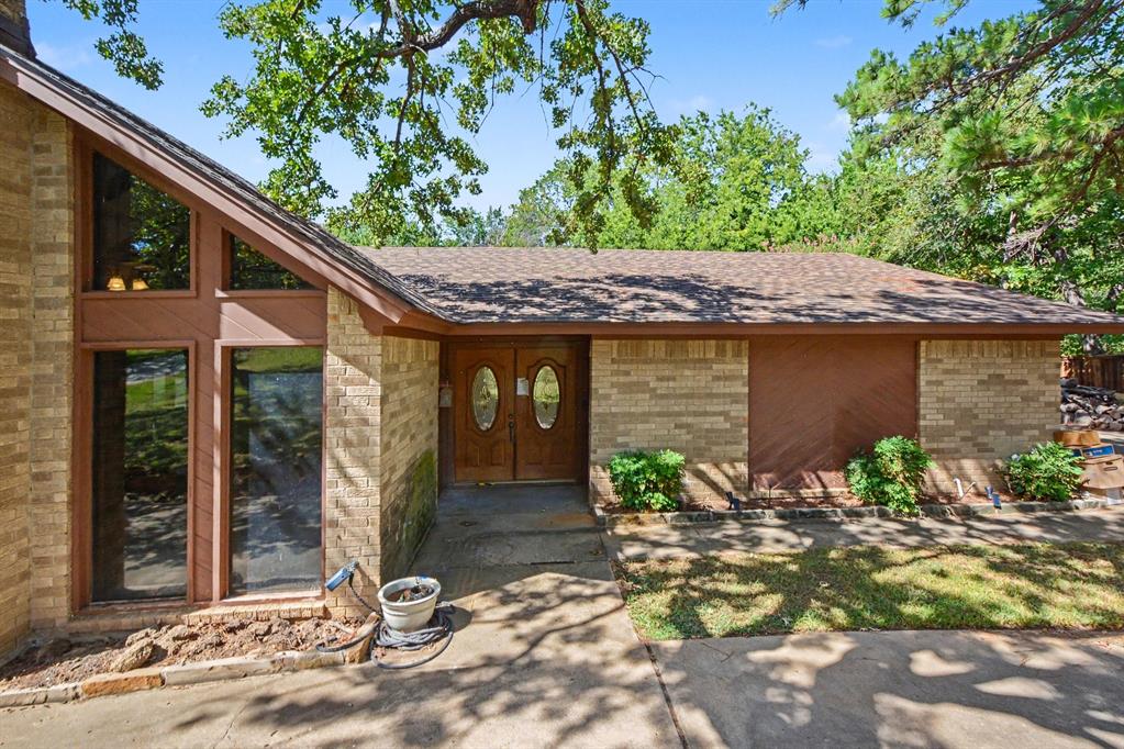 135 Creekside Drive