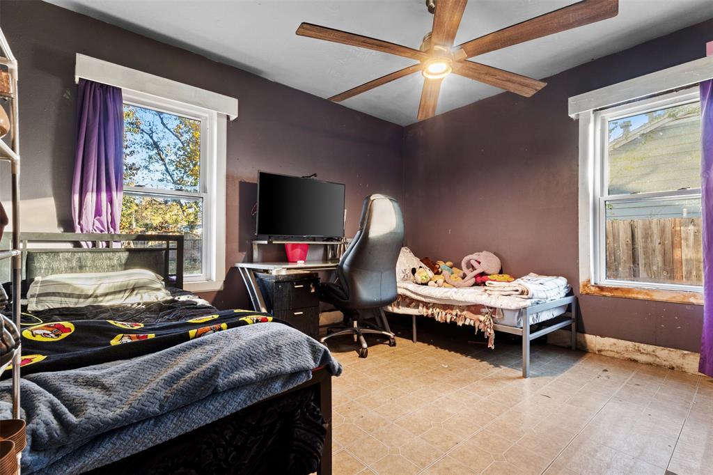 Garland Heights 03 - Residential