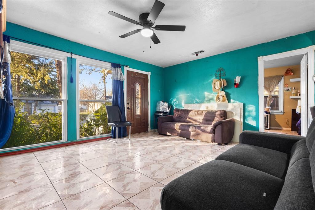 Garland Heights 03 - Residential