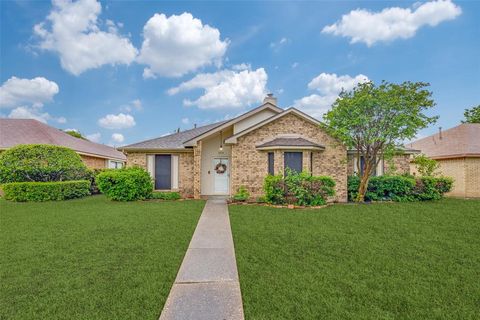 2014 Clearwater Trail Carrollton TX 75010