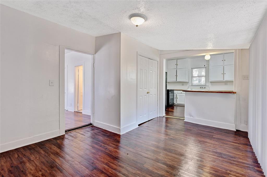 JONES & SUMMITT - Residential