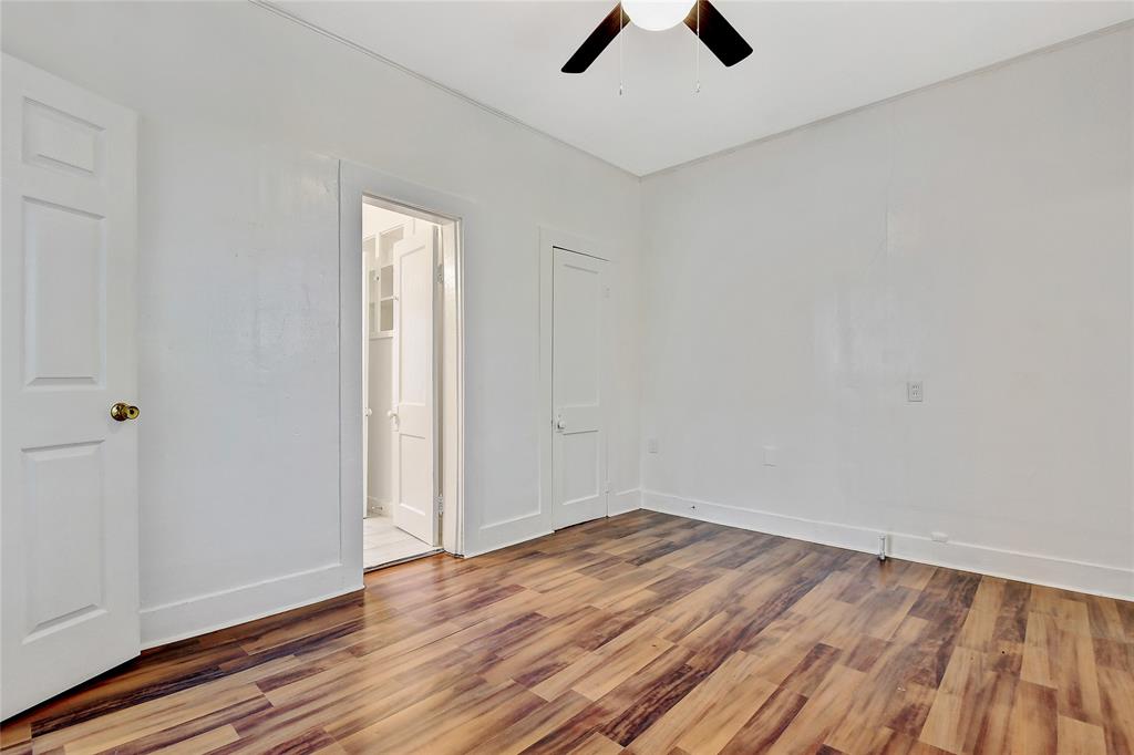 JONES & SUMMITT - Residential