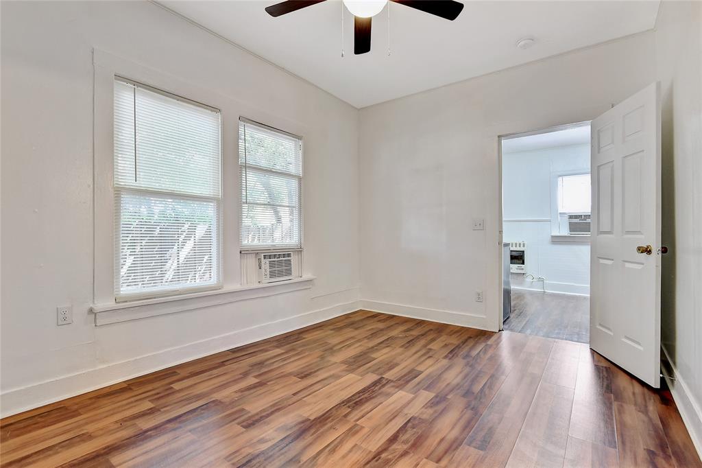 JONES & SUMMITT - Residential