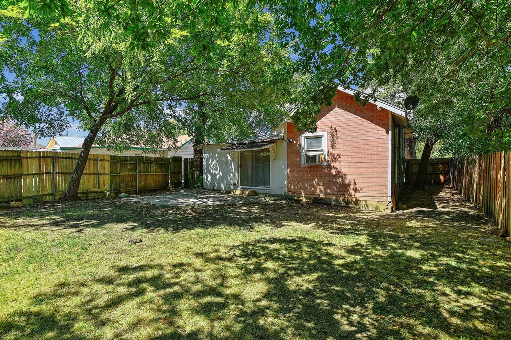 JONES & SUMMITT - Residential