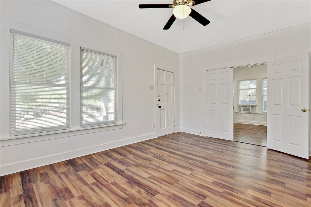 JONES & SUMMITT - Residential