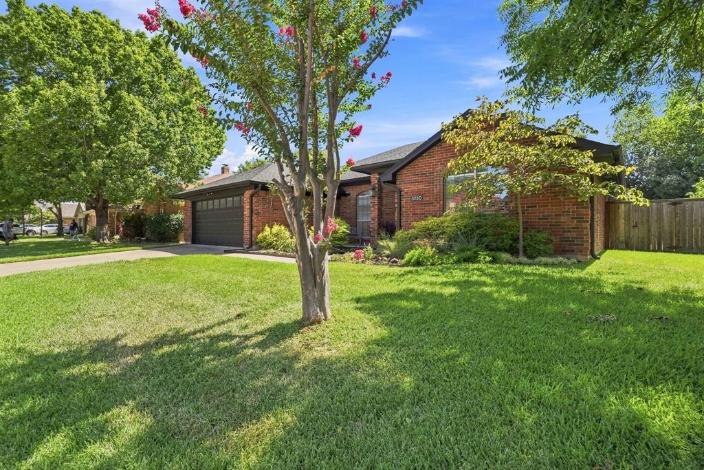 3220 Timber View Circle