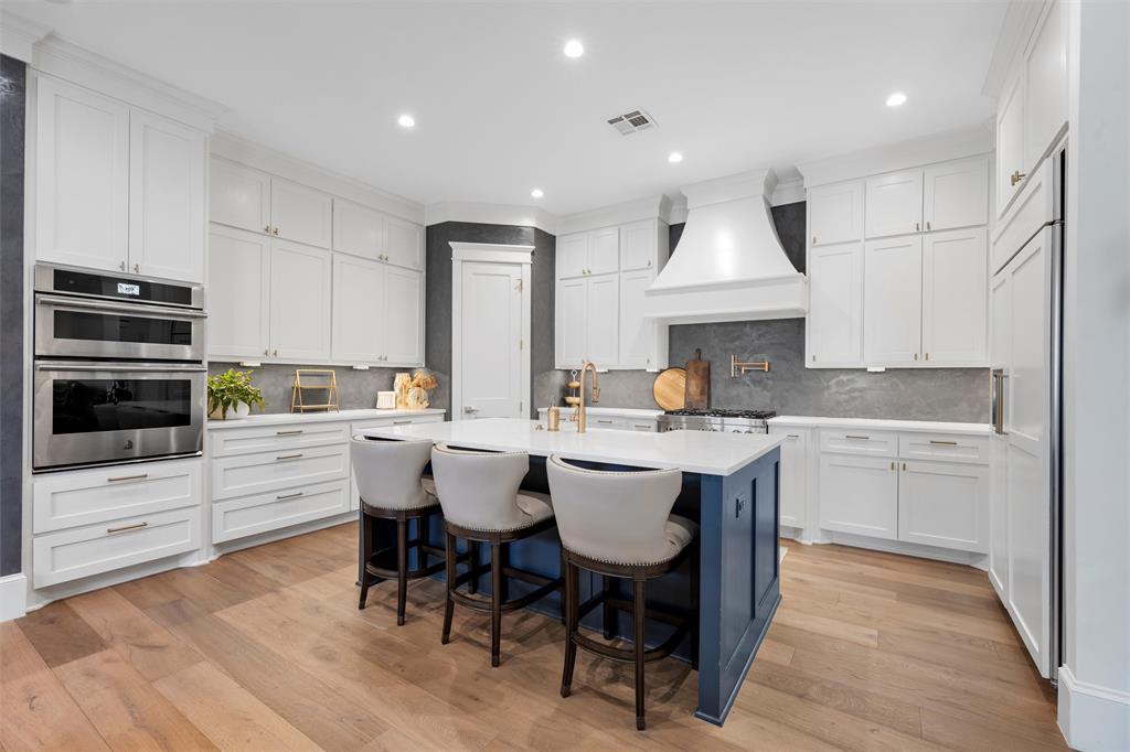 42 Enclave Court