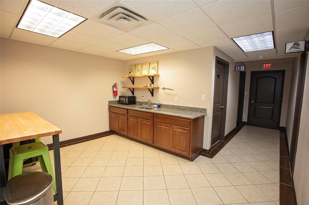 Town Graham - Commercial Sale