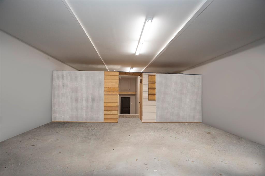 Town Graham - Commercial Sale