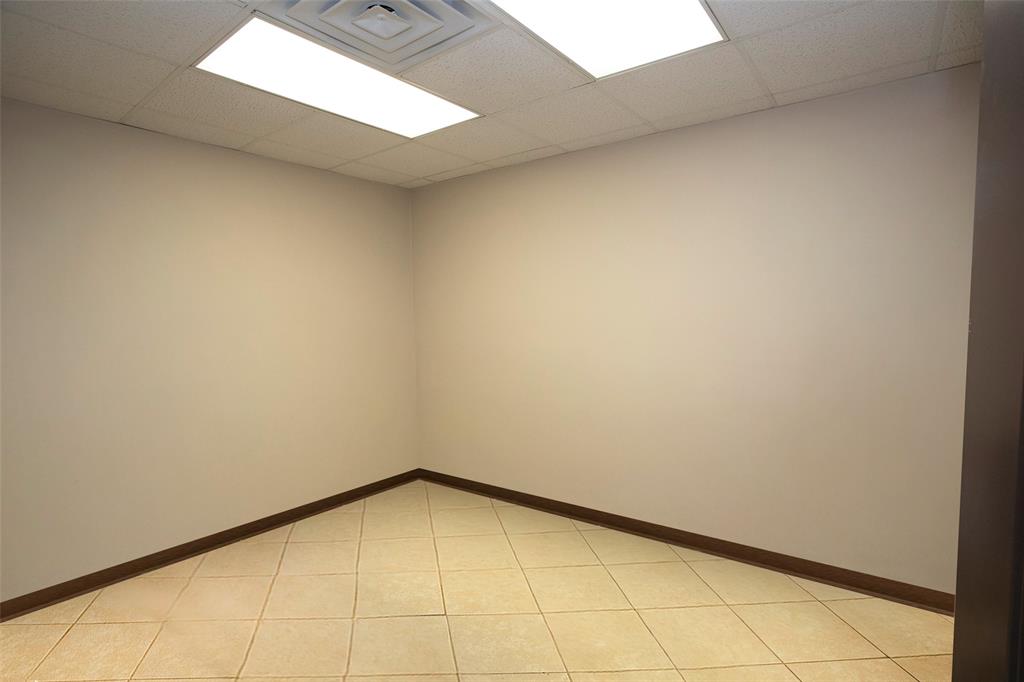 Town Graham - Commercial Sale