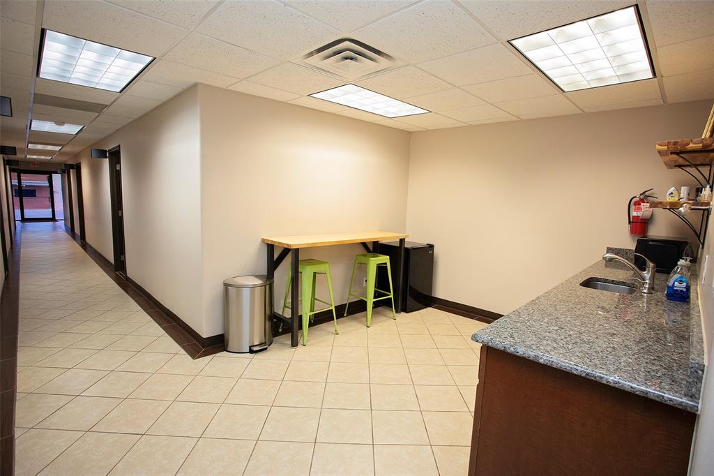 Town Graham - Commercial Sale