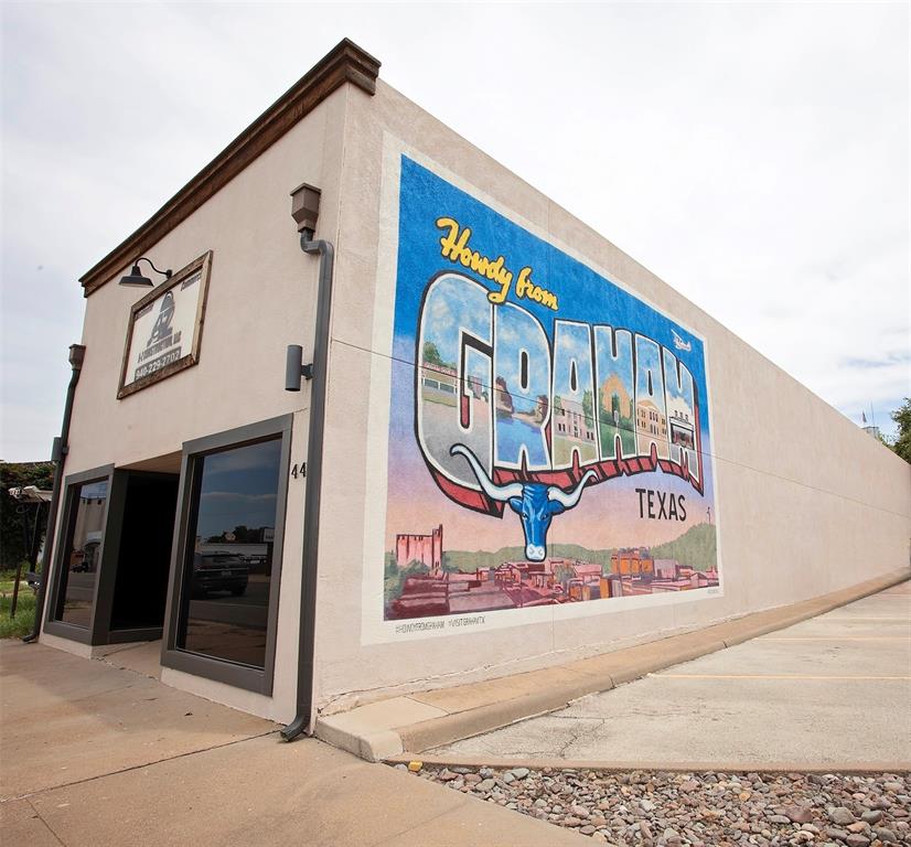 Town Graham - Commercial Sale