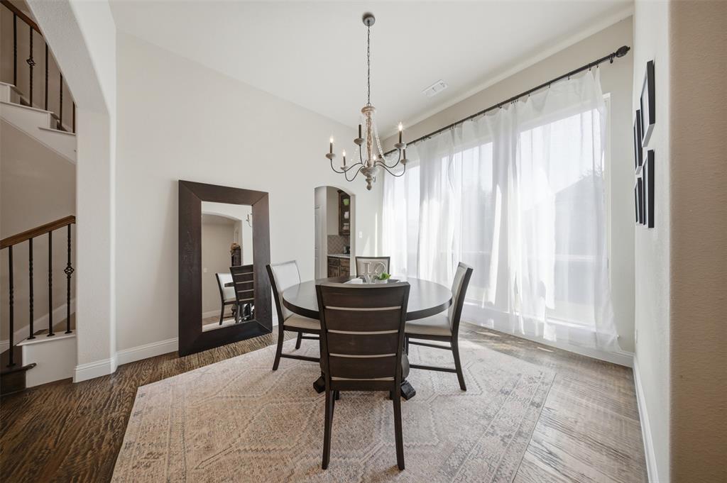 3703 Wagon Wheel Way